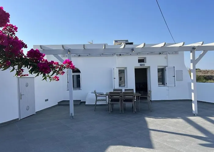 New Sostis & Private Hot Tub