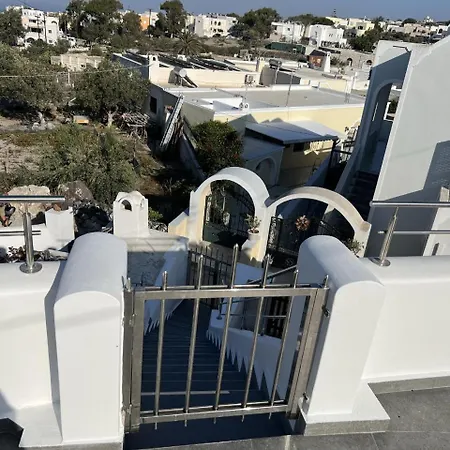 New Sostis & Private Hot Tub *