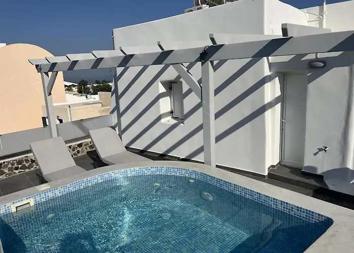 New Sostis & Private Hot Tub Villa