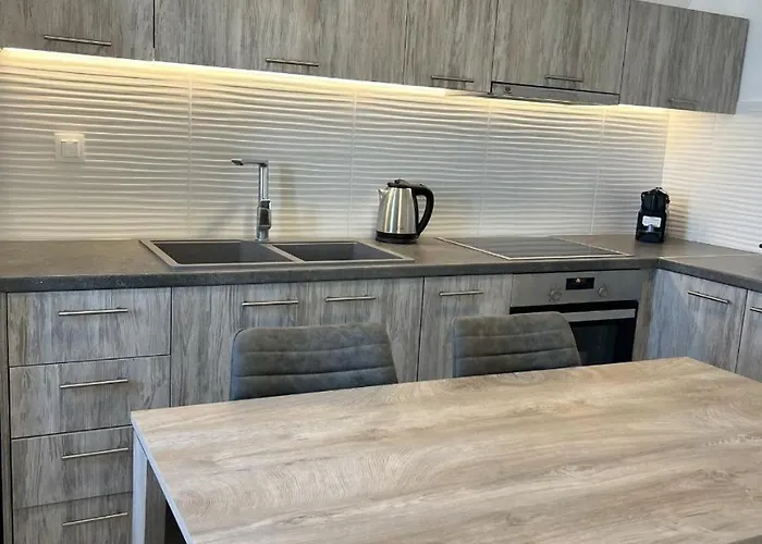 New Sostis & Private Hot Tub * Mesaria