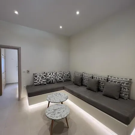 New Sostis & Private Hot Tub Villa