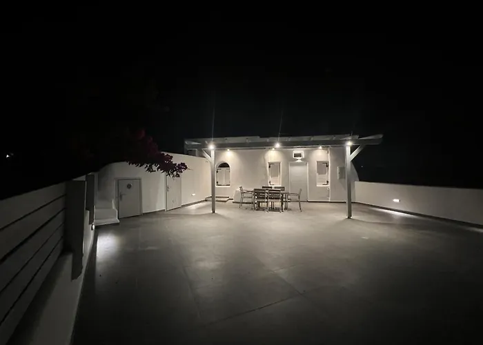 New Sostis & Private Hot Tub Mesaria