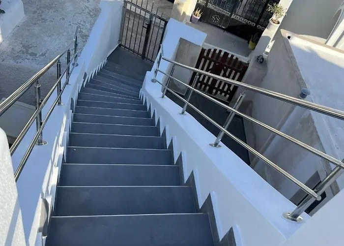 New Sostis & Private Hot Tub * Mesariá