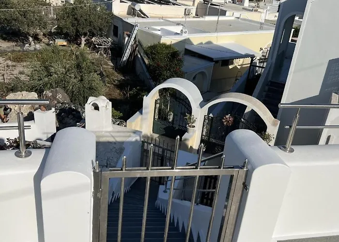 New Sostis & Private Hot Tub *