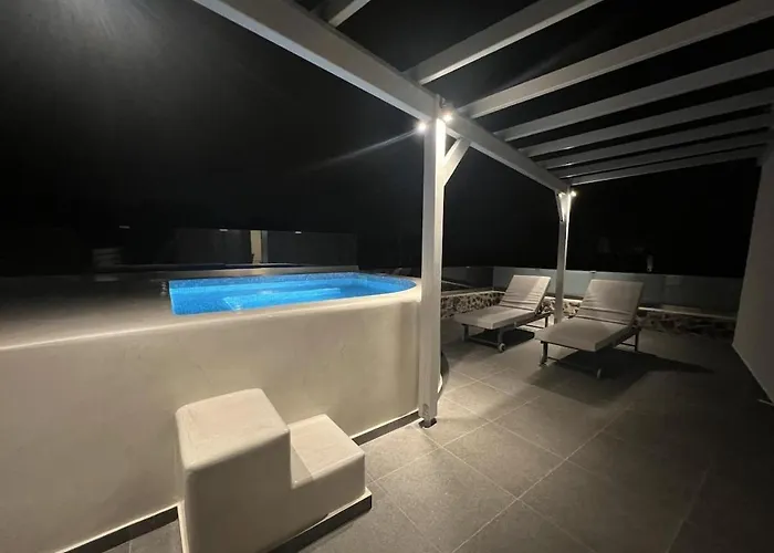 Villa New Sostis & Private Hot Tub